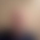 Howington's blurred avatar