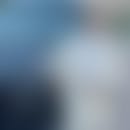 İsa's blurred avatar