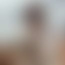 Anna's blurred avatar