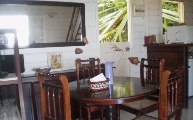 your discreet and quiet stay, tropical environment, sea view