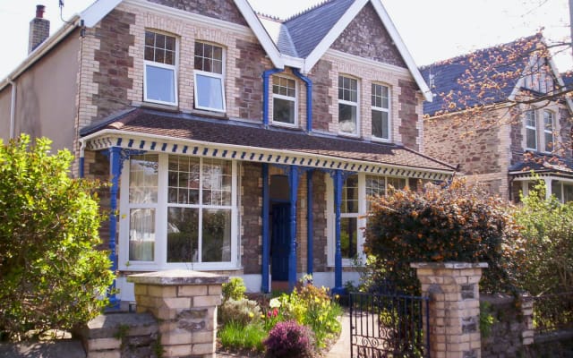 Ilfracombe - Victorian house in coastal resort