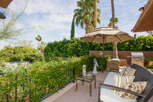 Mid-Century Room With Private Bath & Pool.  PS City ID #470 - Picture 10