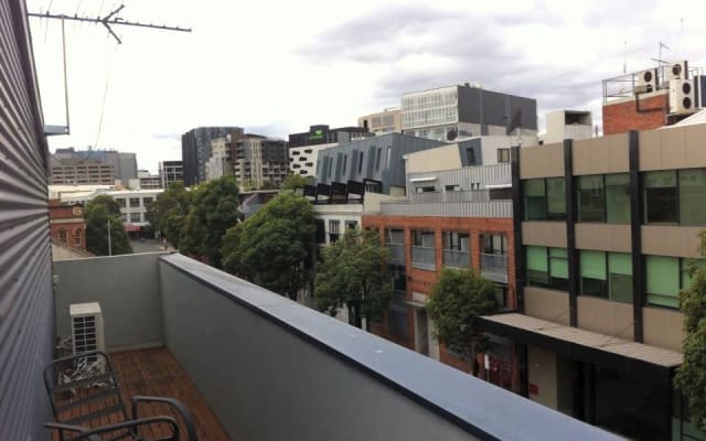 * CBD 4 LVLS ROOF DECK CITY VIEWS!*