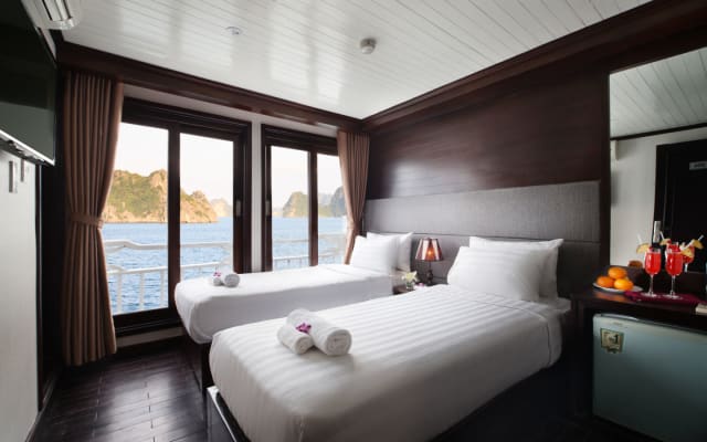 Luxury Cruise to Visit Halong Bay - Picture 7