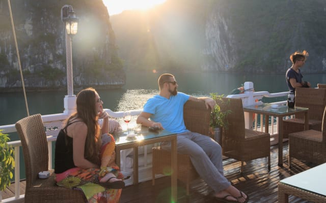 Friendly Halong Cruise to Visit Halong Bay - Picture 12