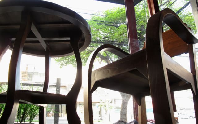 4 Bed in a Boutique Private Room - Central Bangkok Free Breakfast & Wi-Fi - Picture 7