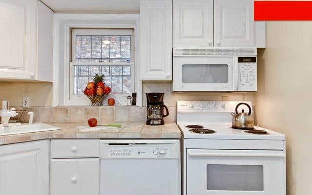 Deluxe Dupont 1BR/1BA/Kit & Optional Parking - Picture 11