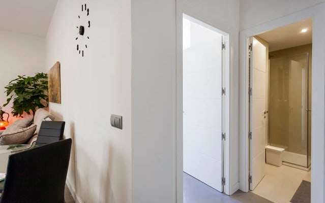 Modern and sunny flat in Gran Via - Picture 10