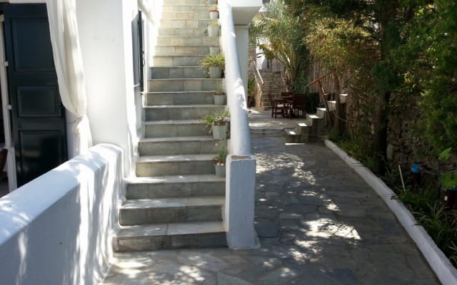 studio uper floor  no  101 - Picture 8