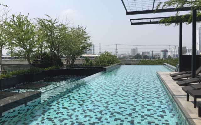 Fab Thai Stay near Airport link and MRT - Picture 14