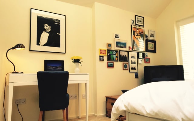 Oasis of Calm in Vibrant Seaside Brighton and Hove ensuite Bathroom - Picture 18