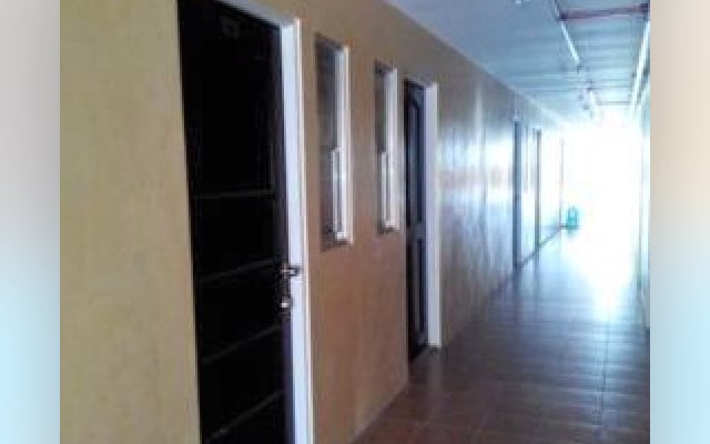 Appartement de 26m2 près de LIV SUPERCLUB entre le quartier de Cebucity et l'aéroport le long de la route nationale, ceci est considéré comme un grand studio comparé à la plupart des annonces, - Photo 7