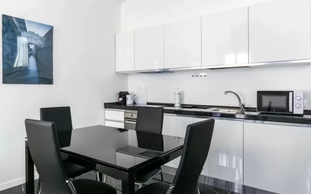 LUXURY NEW apartment Noveno 1