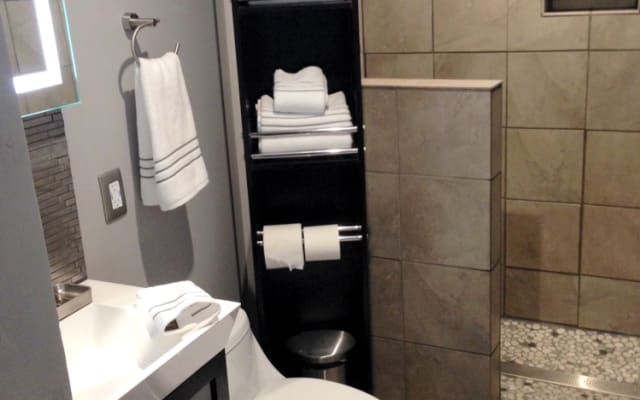 Green Bay Luxury