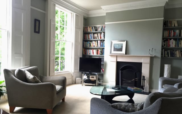 Central Islington room with ensuite