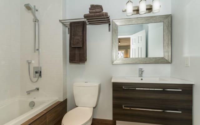 Craigleith Manor Boutique Bed & Breakfast - Birch Suite