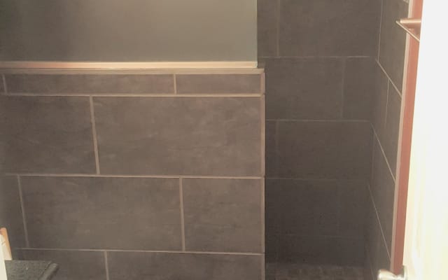 Paradis contemporain/Mod avec salle de bain privée [à 2 mi. du centre-ville]. - Photo 6