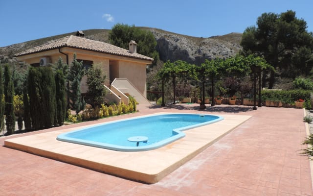 Appartement dans une maison de campagne. Valence - Alicante - Alcoy...