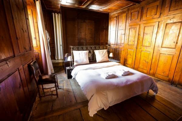 La Grande Casa, sala del camino