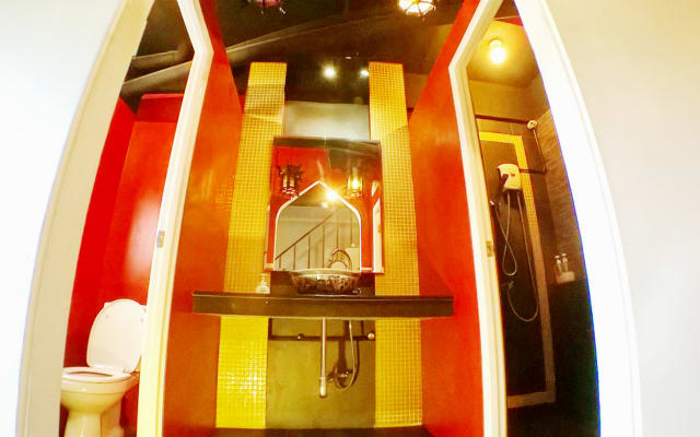Private Room Boutique Sukhumvit 71 - Central Bangkok Free Breakfast & Wi-Fi - Picture 12
