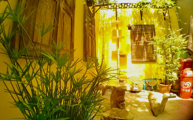 Private Room Boutique Sukhumvit 71 - Central Bangkok Free Breakfast & Wi-Fi - Picture 10