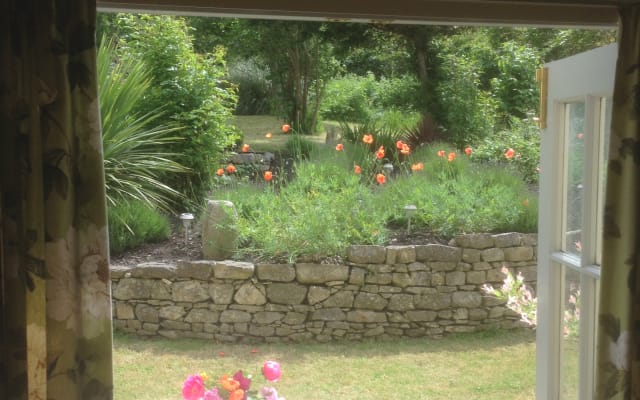Historic thatched cottage with separate annexe