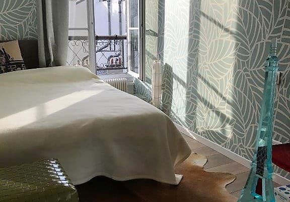 "At Dom's" quiet Room Canal St-Martin + GARE de l'Est & GARE du Nord