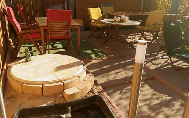 Homestay descontraído Quarto privado limpo Piscina e ginásio ao lado