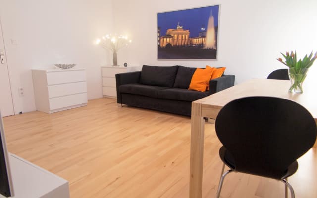 Berlin Central Studio Apartment