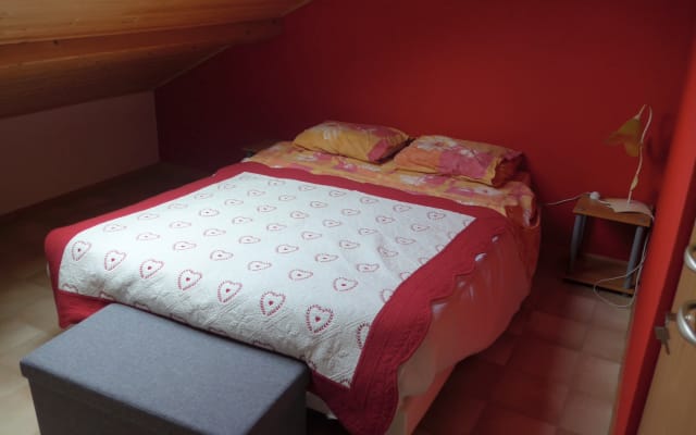 Camera privata in casa a, Oyonnax