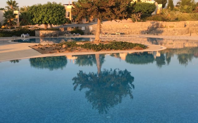 Aluguer de sonho para férias com vista para o mar e o pôr do sol