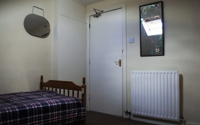 Habitación súper acogedora y espaciosa
