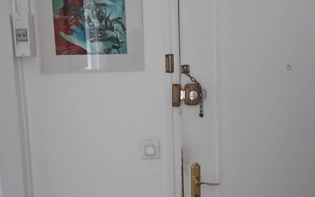 Bonito apartamento cerca de la estación de tren y del Oise