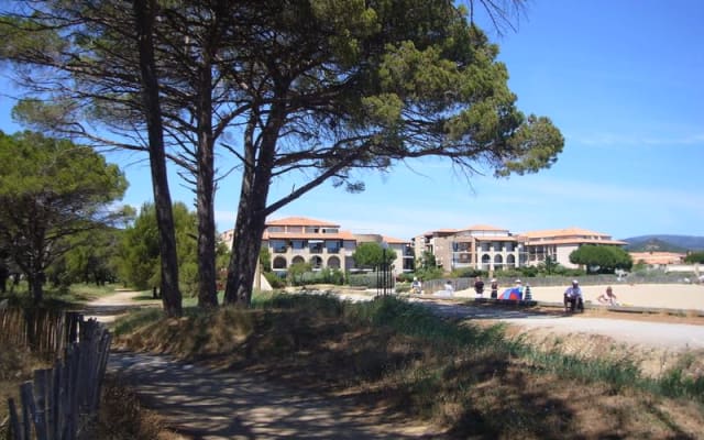 Camera da condividere in appartamento vista mare.