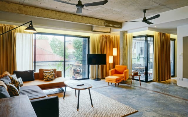 Apartment East