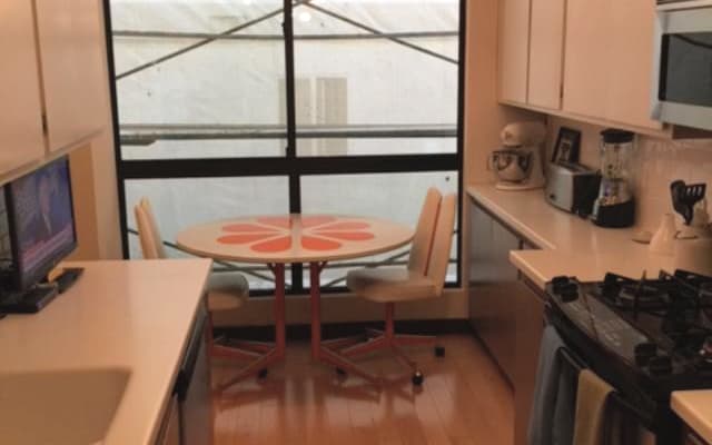Convenient, Central Los Angeles Location (WeHo)