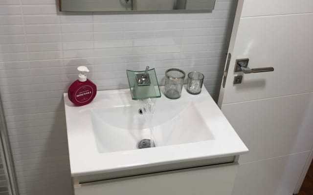 HABITACIÓN EN MÁLAGA CON BAÑO PRIVADO - Foto 14