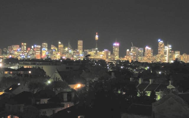 Apt 2BR - Vue imprenable sur la ville, le pont de l'Anzac et les montagnes bleues - Annandale - Photo 2