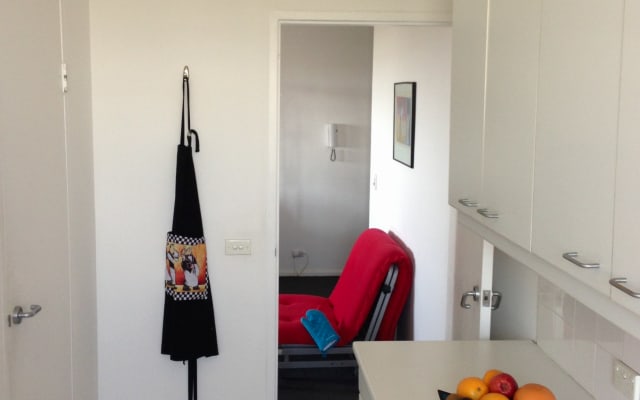 Apt 2BR - Vue imprenable sur la ville, le pont de l'Anzac et les montagnes bleues - Annandale - Photo 15