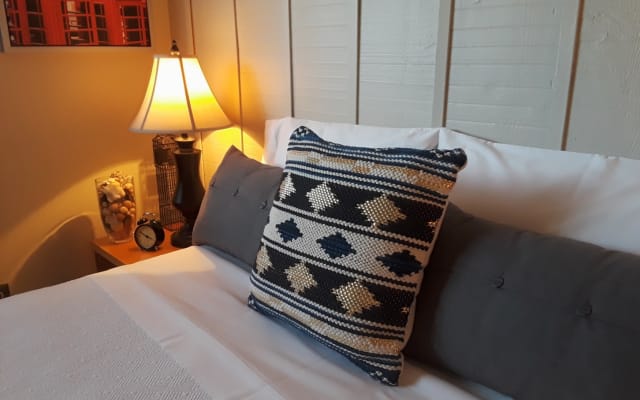 Villa3633 "Escape" Queen-Prvt Bath