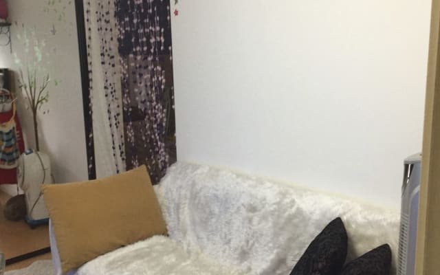 Quarto privado acolhedor no rés do chão