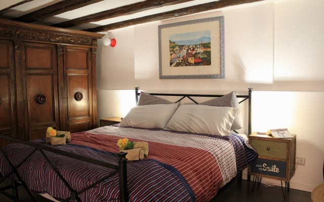Romantic flat in the historic centre  - Picture 12
