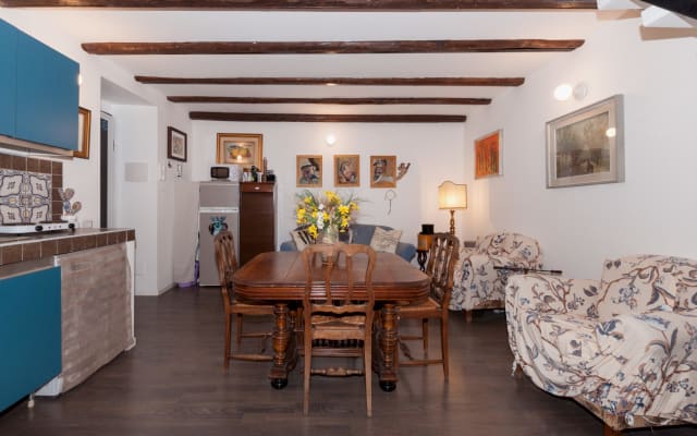 Romantic flat in the historic centre