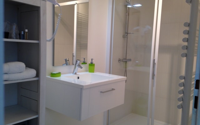 Zwei Zimmer mit Frühstück, ausgezeichneter Komfort, Schwimmbad. - Foto 7