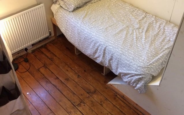 1 petite chambre individuelle dans une grande maison de 5 lits