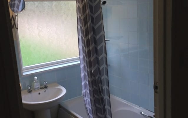 1 grande chambre double dans une grande maison de 5 lits - Photo 10