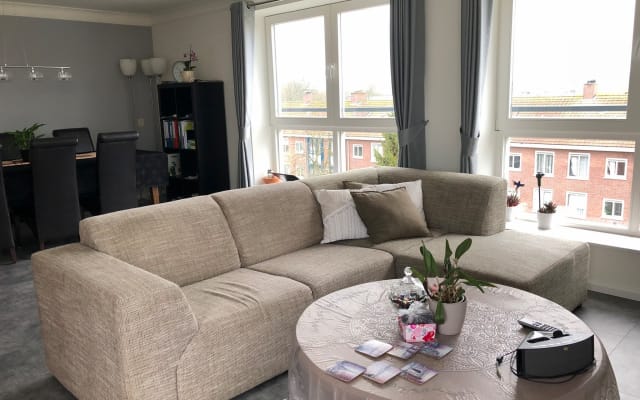 Ampie camere ad Amsterdam con terrazza e parcheggio privato