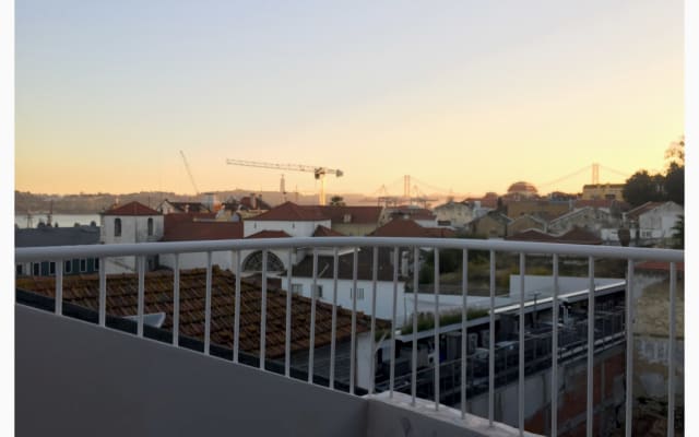 Chambre double dans un loft avec terrasse et vue sur la ville et la rivière - Photo 16