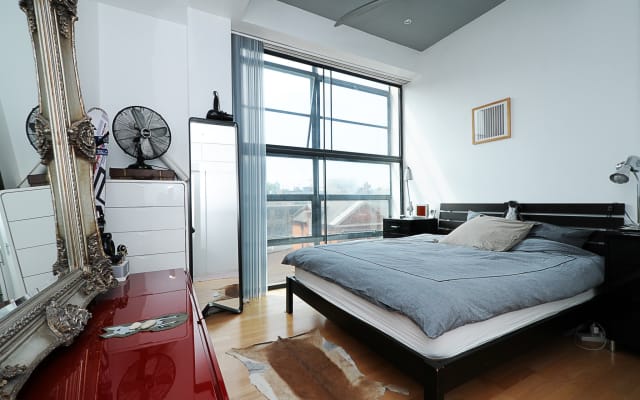 Clerkenwell, loft-style St John's Square