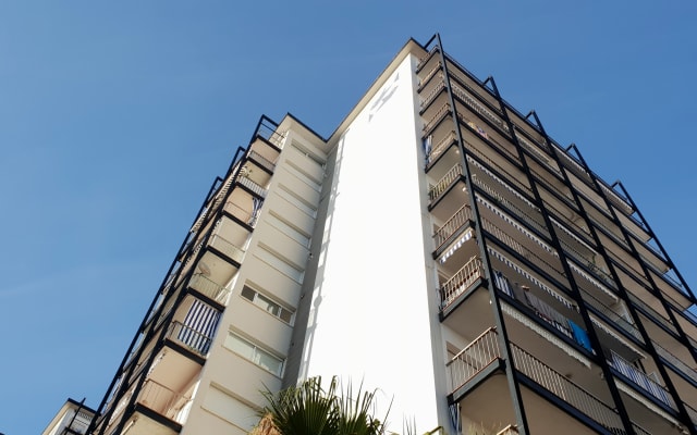 DIEGO : Parc et piscine de Comunal (spécial familles)